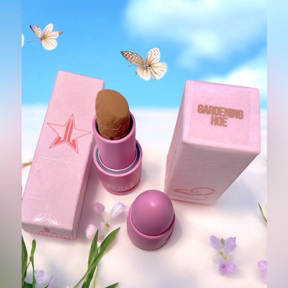 Jeffree Star Lipstick – Velvet Trap - Picture 2 of 6